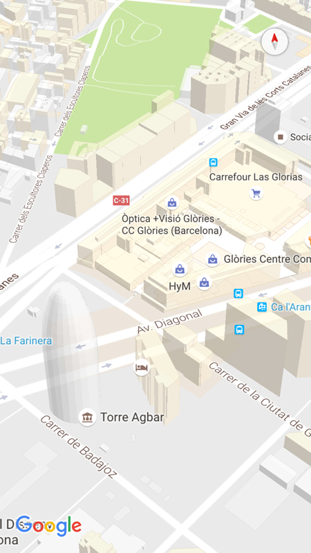 En Google Maps, podemos cambiar la perspectiva del mapa (y ver así edificios en relieve) deslizando dos dedos verticalmente sobre la pantalla.